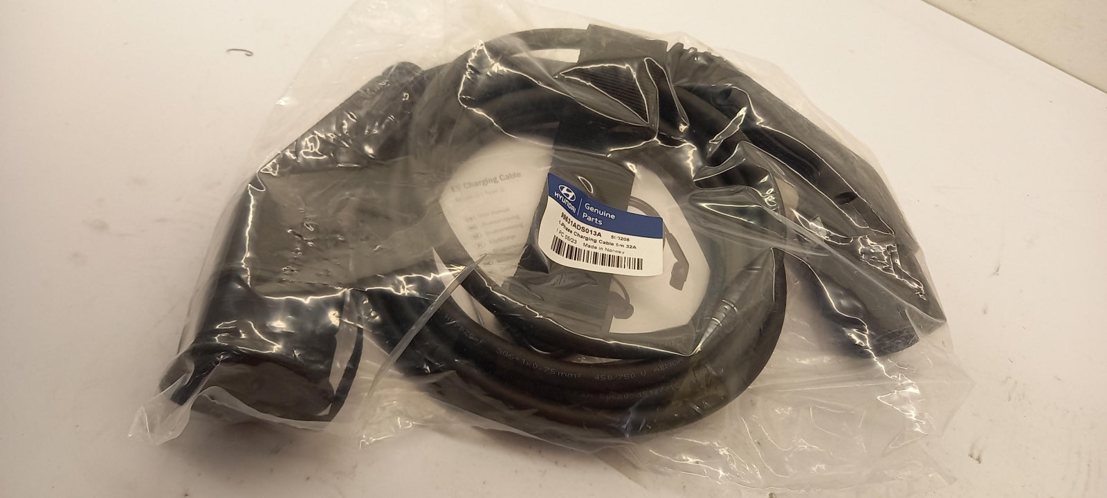 Original OE HYUNDAI/KIA Batterieladegerät 99631ADS013A