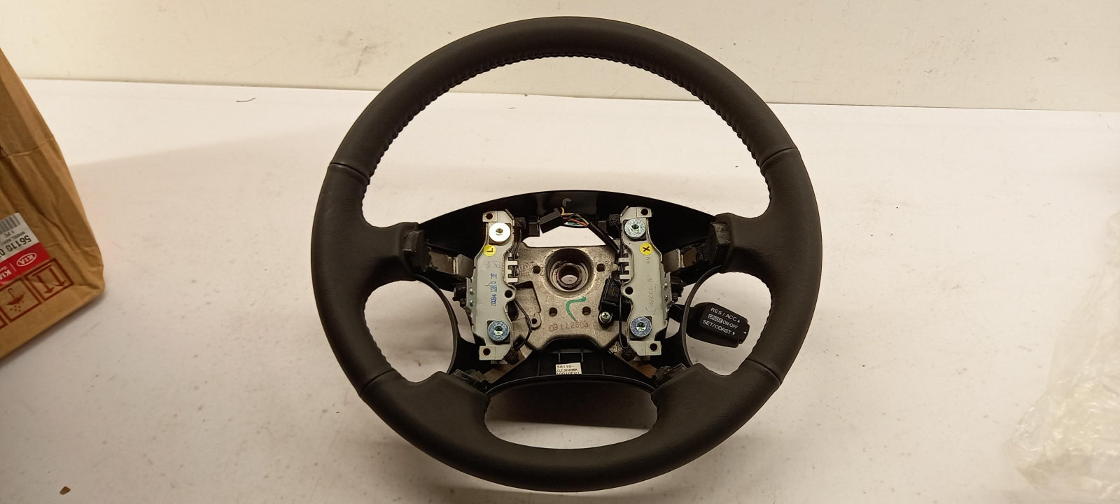 Original OE HYUNDAI/KIA Lenkrad 561100Z231WK