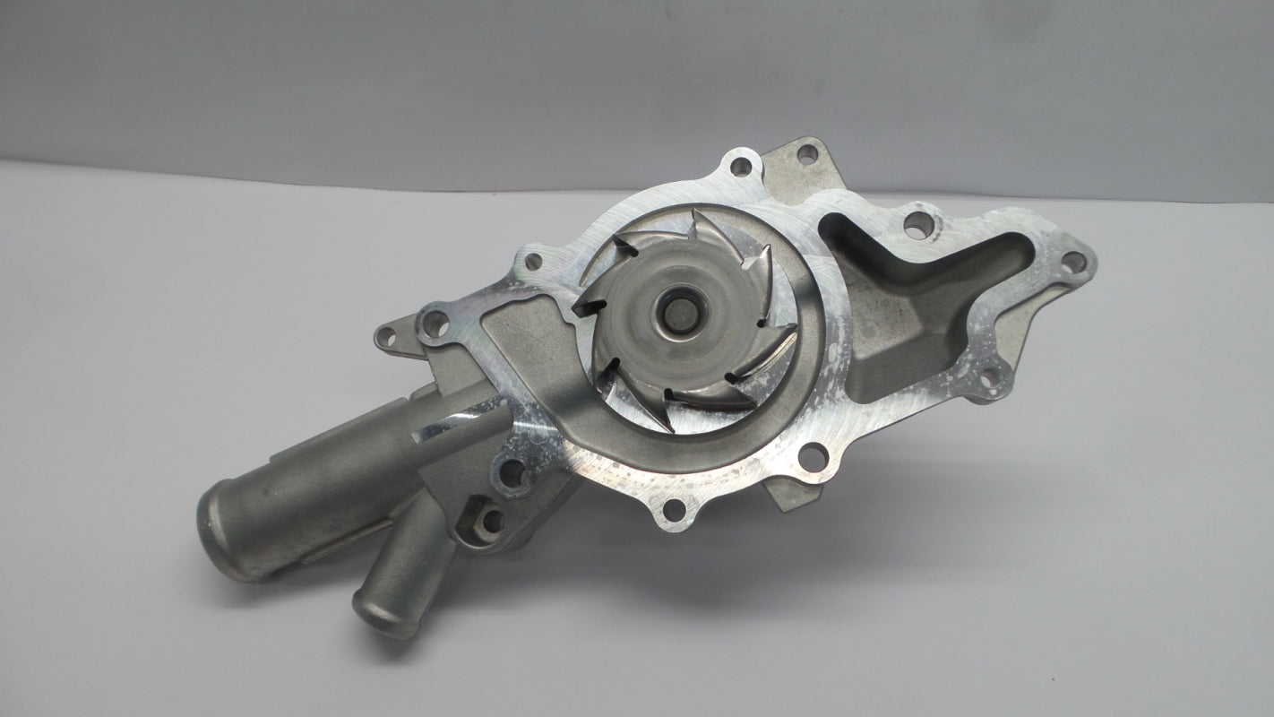 Original MERCEDES-BENZ W906 Sprinter W639 Vito OM646 Wasserpumpe A646200160180