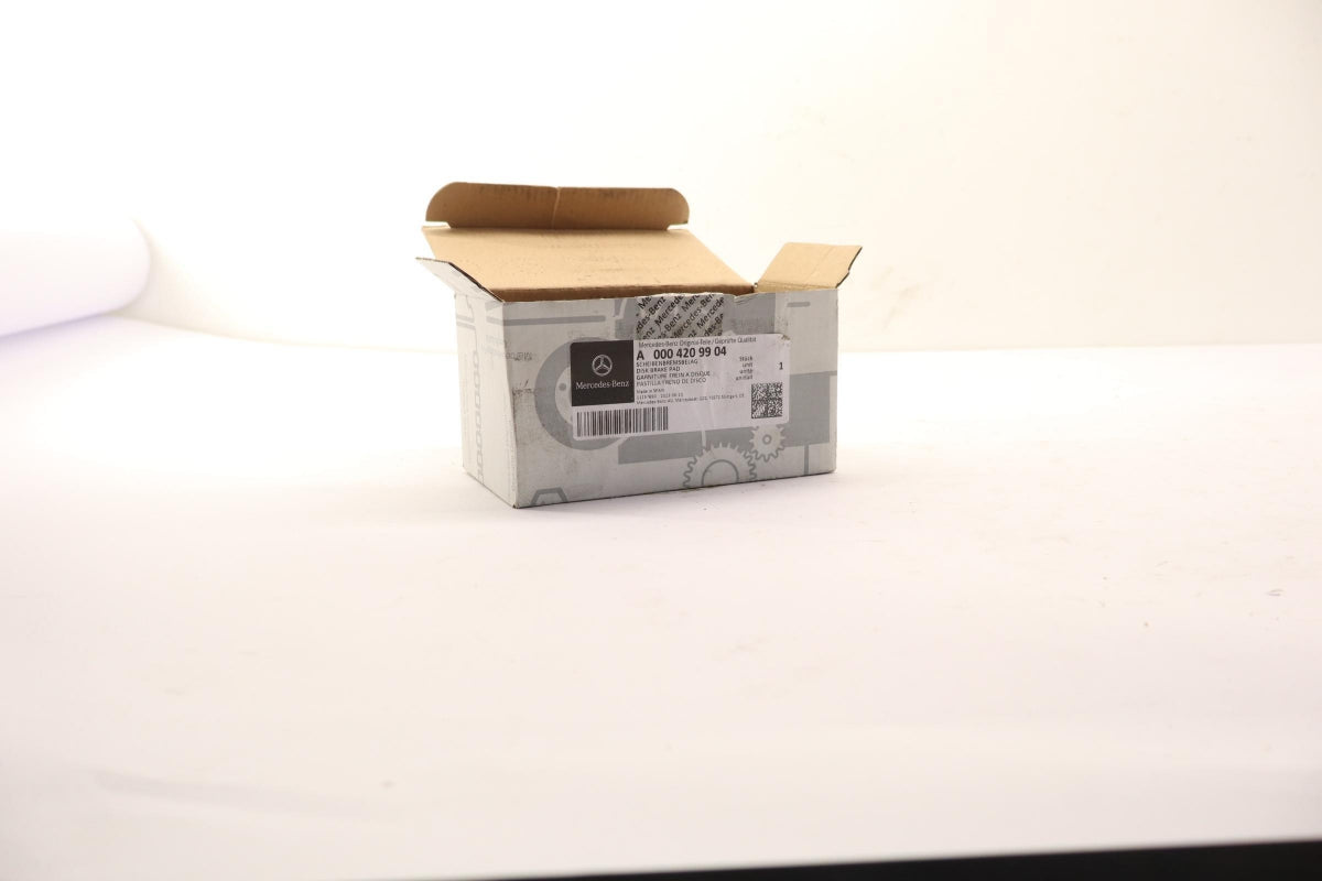 Original OE MERCEDES-BENZ Bremsbeläge A0004209904
