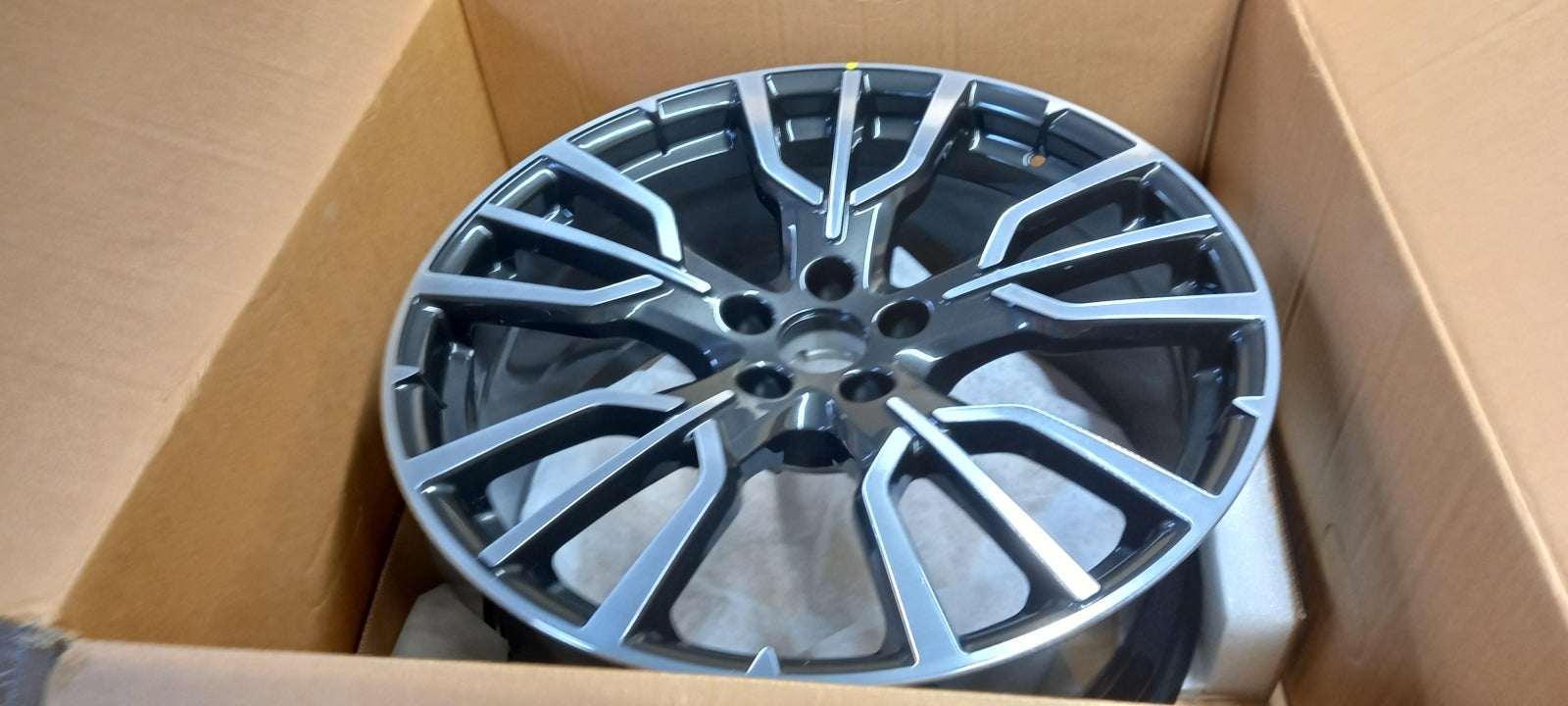 Original OE MASERATI Felge 980182005