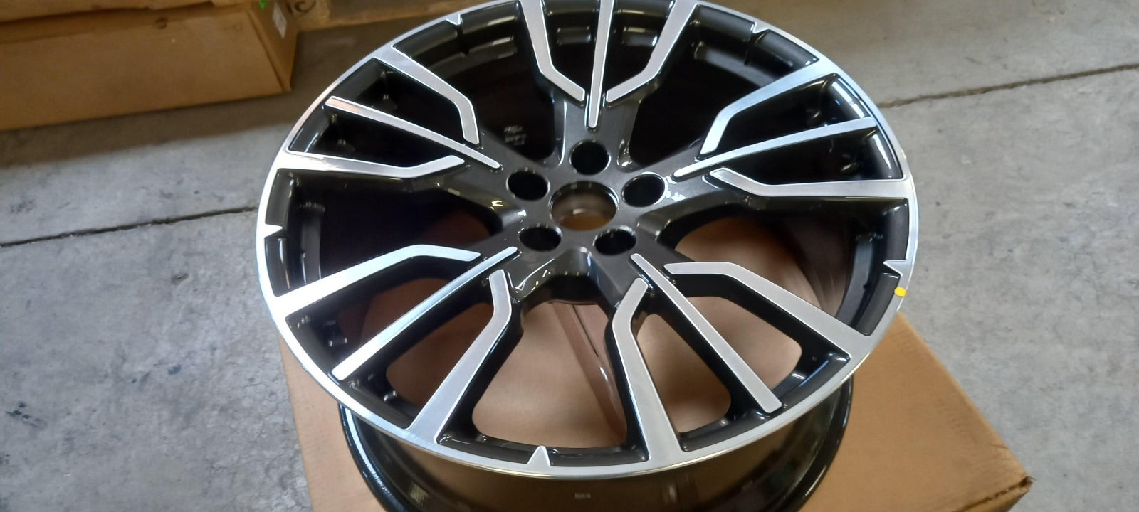 Original OE MASERATI Felge 980182006