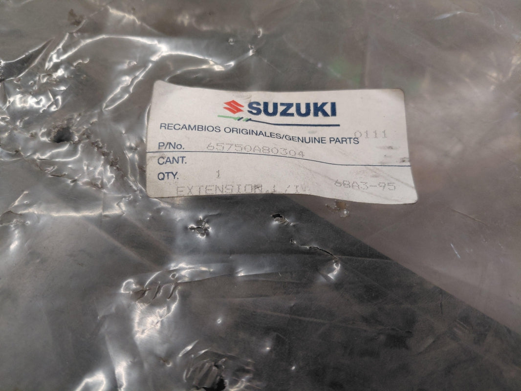 Original OE SUZUKI Seitenverstärkung 65710A80304