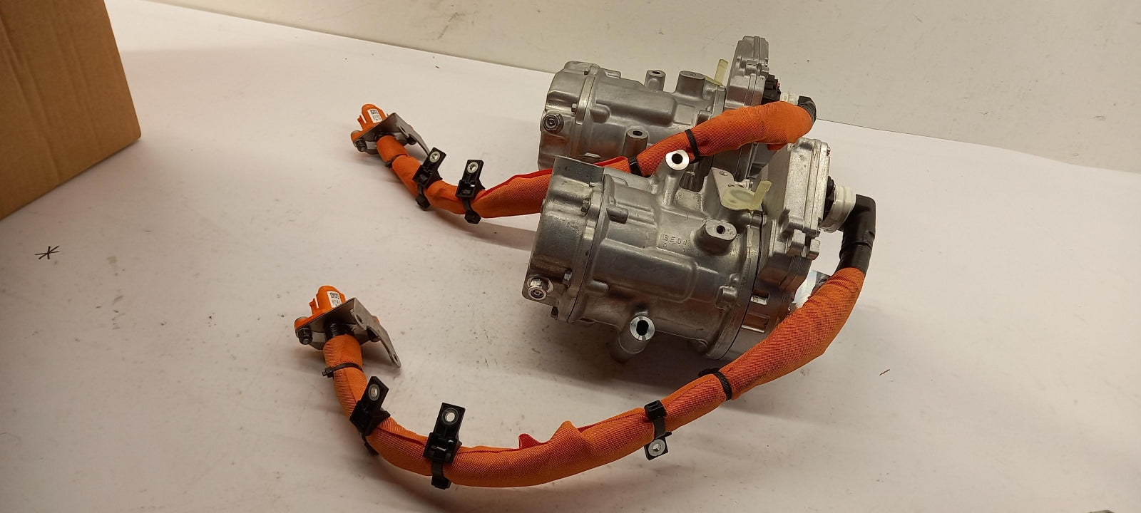 Original OE RENAULT Klimakompressor 926008231R