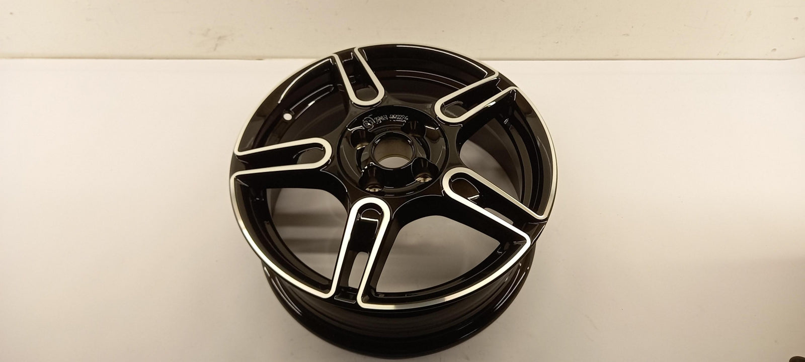 Original OE RENAULT Felge 8201681735