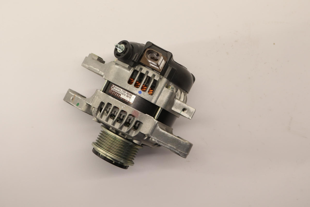 Original OE Peugeot Lichtmaschine B000771980