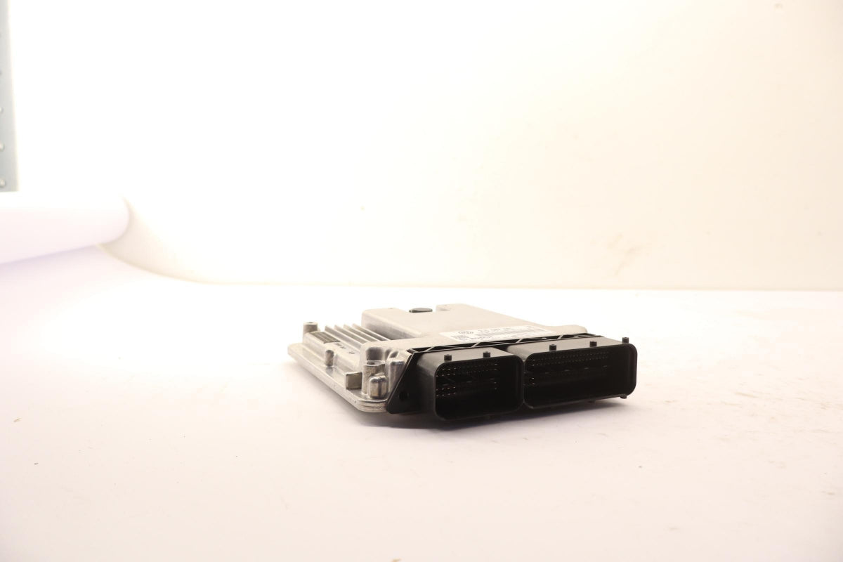 Original OE PORSCHE Motorsteuergerät 95561860310