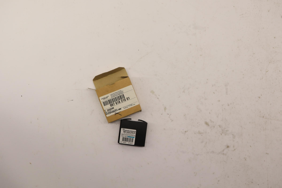 Original OE PORSCHE Sensor 99761821001