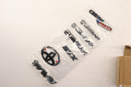 Original OE TOYOTA Emblem Plakette PT9484219B02