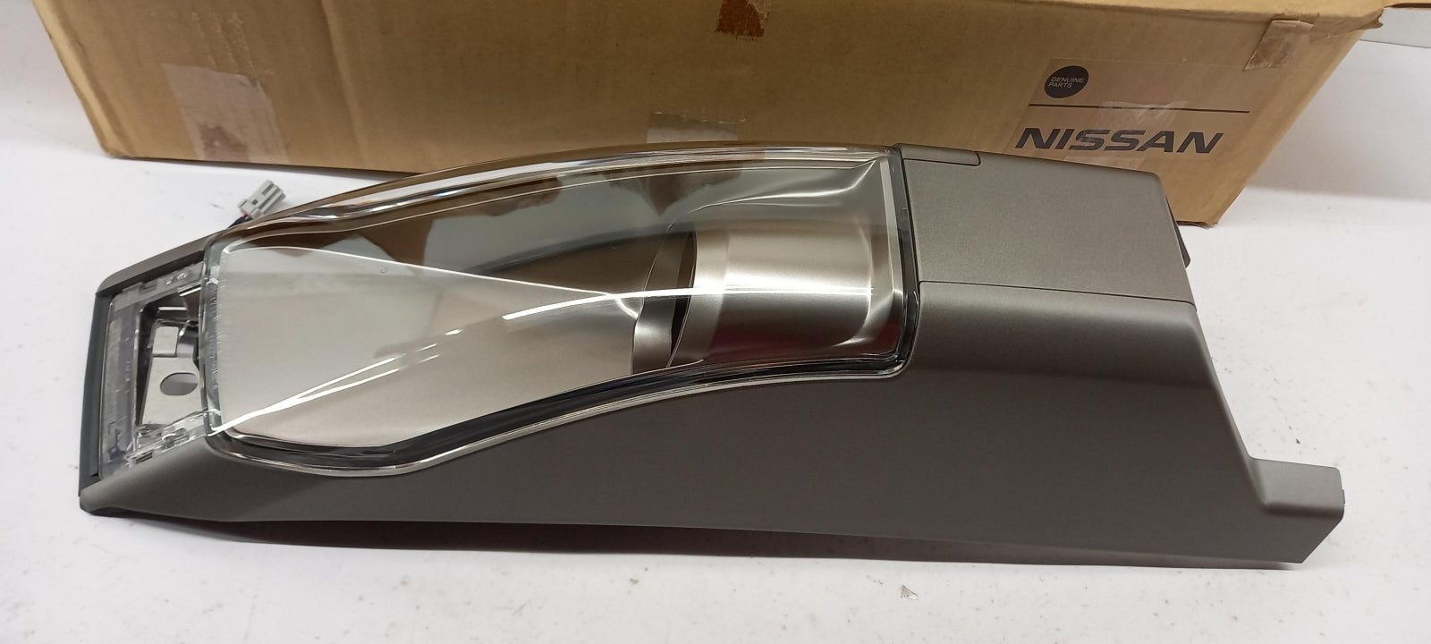Original OE NISSAN Positionslicht B6615EQ000