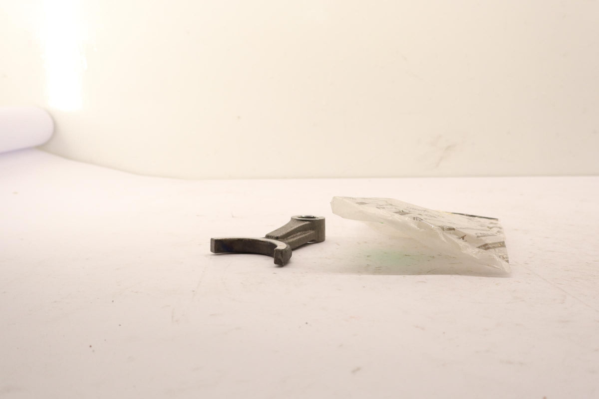 Original OE IVECO Getriebe Schaltgabel 42117562