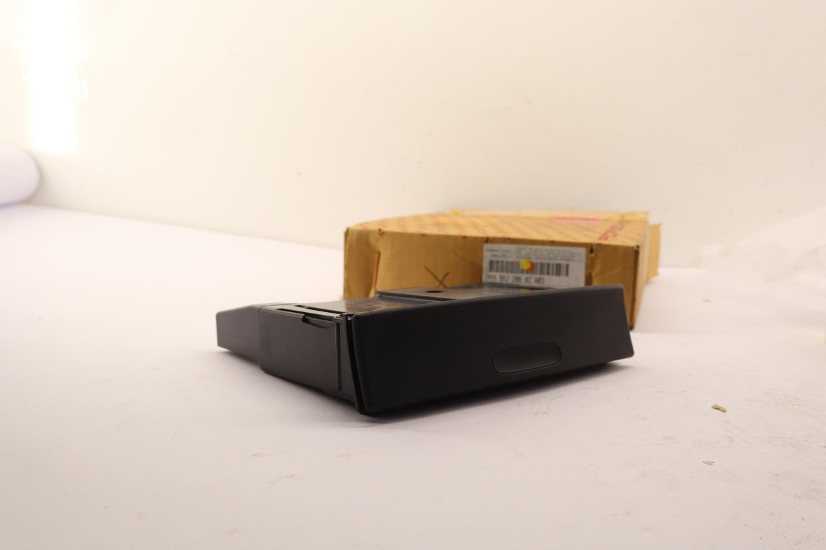 Original PORSCHE Cayenne 9PA Getränkehalter hinten 95555228602A03