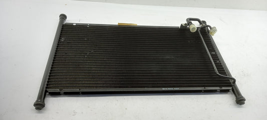 Original OE NISSAN Klimakondensator 921108C802