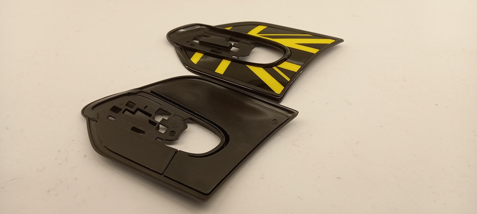 Original MINI F55 F56 F57 Seitenwand Zierblende MINI RAY yellow 51132410446
