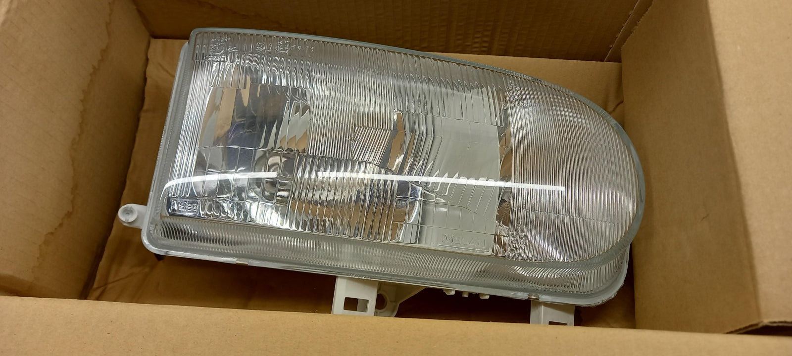 Original OE NISSAN Scheinwerfer 260108C005