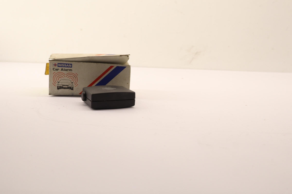 Original OE NISSAN KE25599910