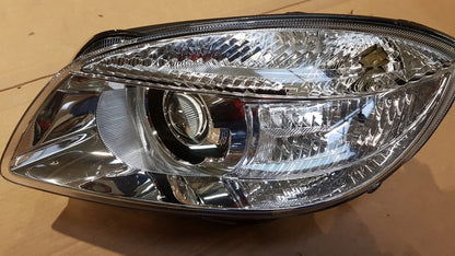 Original SKODA Roomster Fabia '07-'10 Halogen Hauptscheinwerfer links 5J1941017B