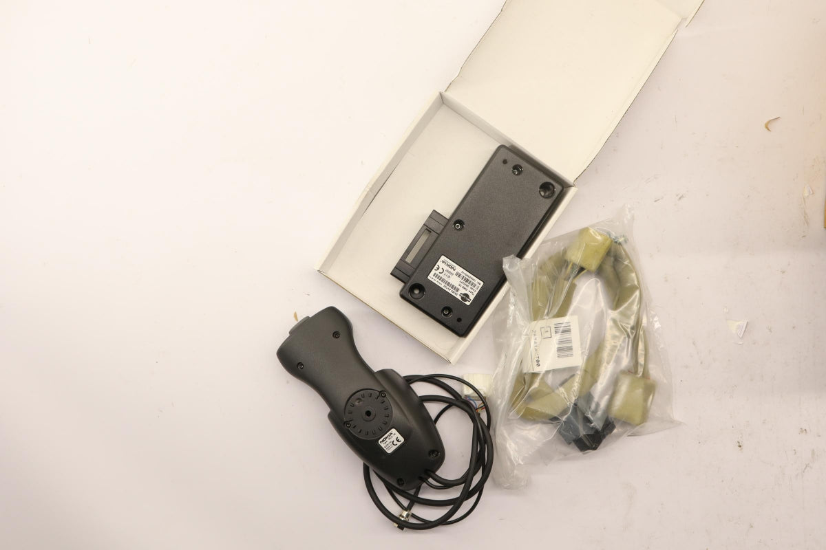Original OE NISSAN Telefon Montagesatz KE283AV710
