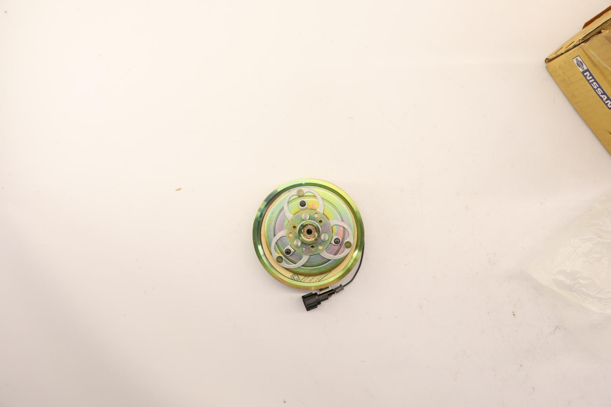 Original OE NISSAN Klimakompressor Magnetkupplung 92660VB800