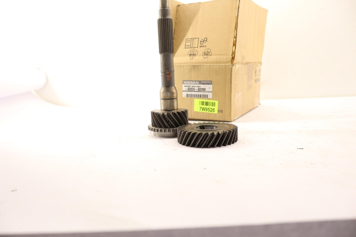 Original OE NISSAN Getriebe Zahnrad 32200G2329