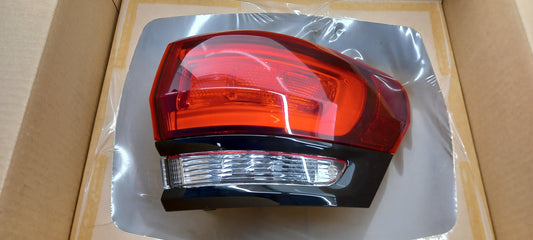 Original OE FIAT Heckleuchte 68142940AH