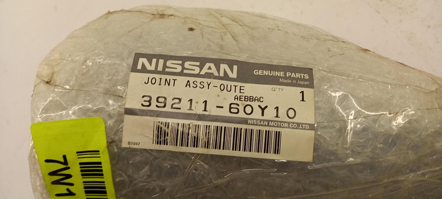 Original OE NISSAN Antriebswelle Gelenksatz 3921160Y10