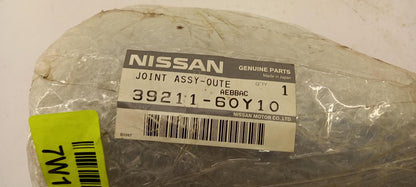 Original OE NISSAN Antriebswelle Gelenksatz 3921160Y10