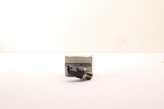 Original OE NISSAN Kraftstoffdruck Sensor 1663800QAA