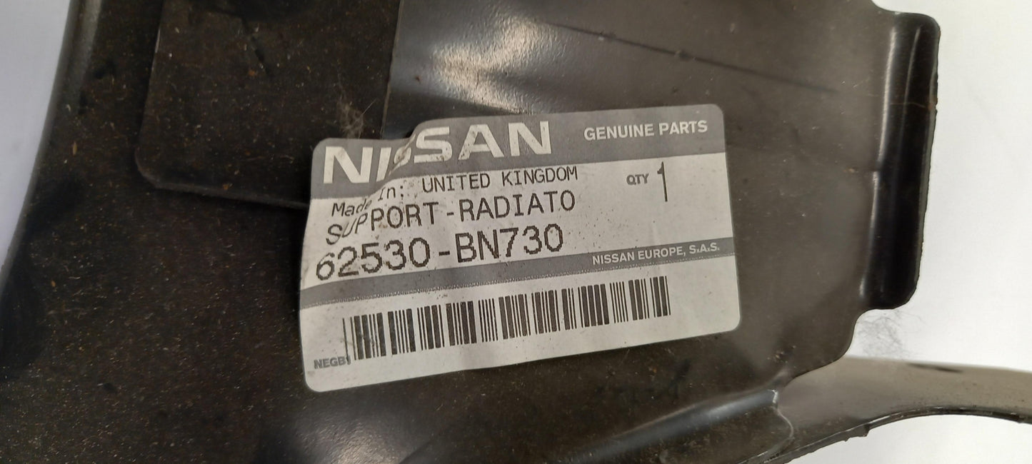Original OE NISSAN Querschiene 62530BN730