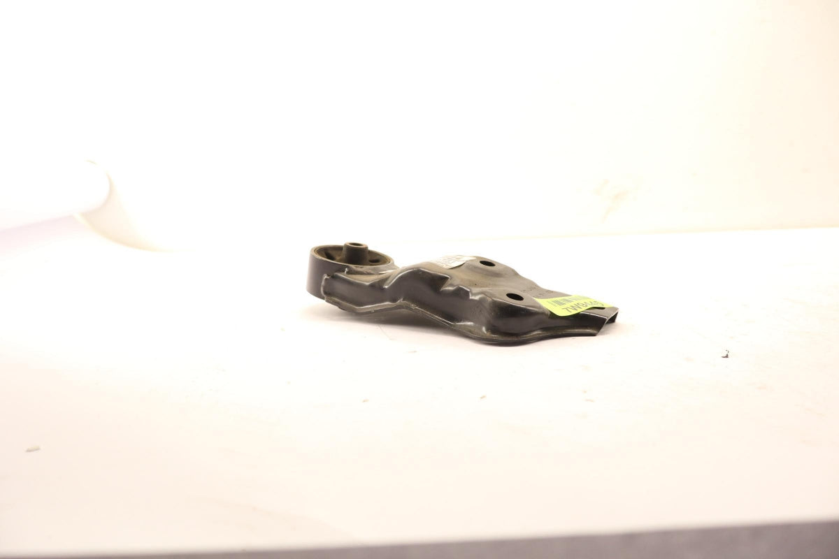 Original OE NISSAN Motorlager 1122099B20