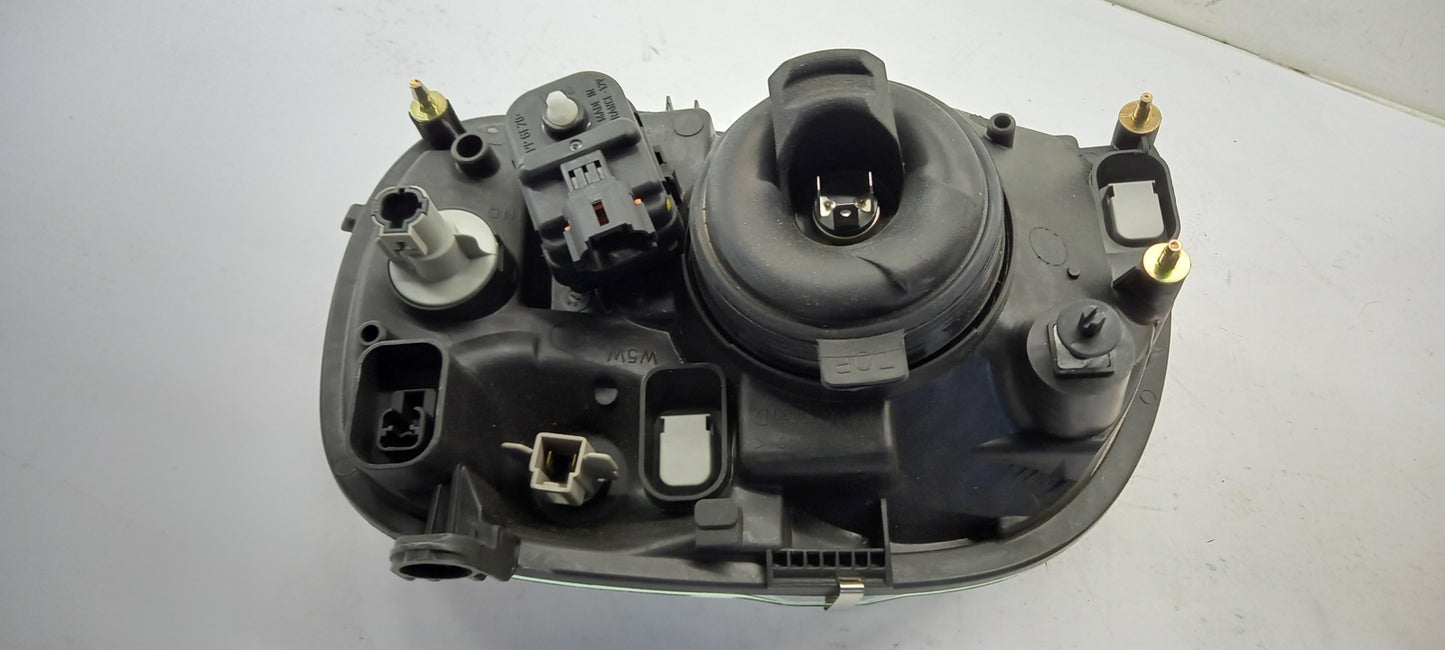 Original OE NISSAN Scheinwerfer B60101F511