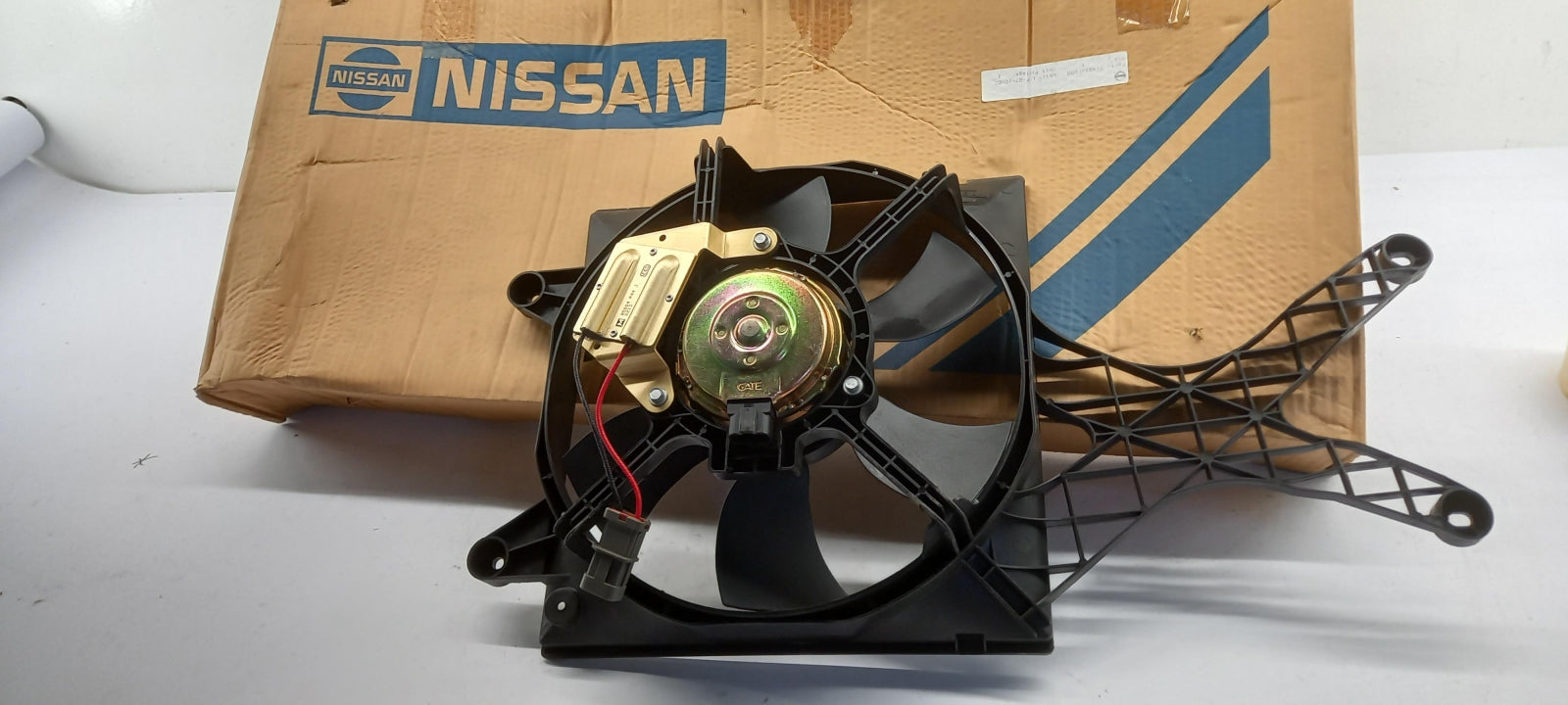 Original OE NISSAN Motorkühlung Lüfter 214816F600
