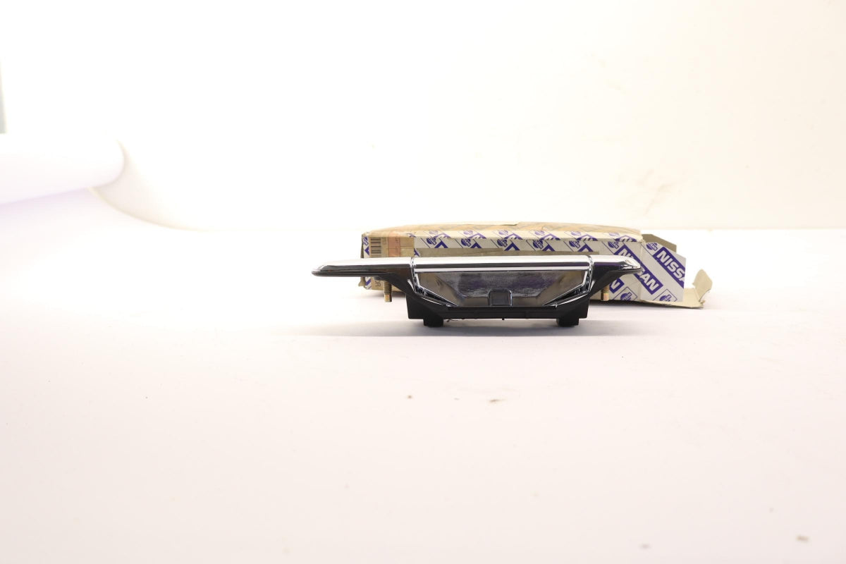 Original OE NISSAN Türgriff 806079F500