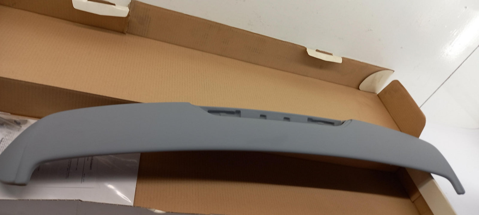 Original OE Volkswagen Spoiler 6Q0071645K9AX