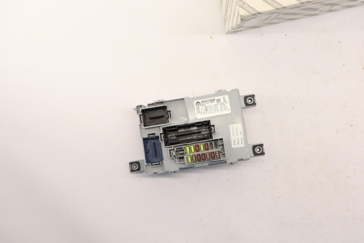 Original OE FIAT Sicherungskasten 52215388