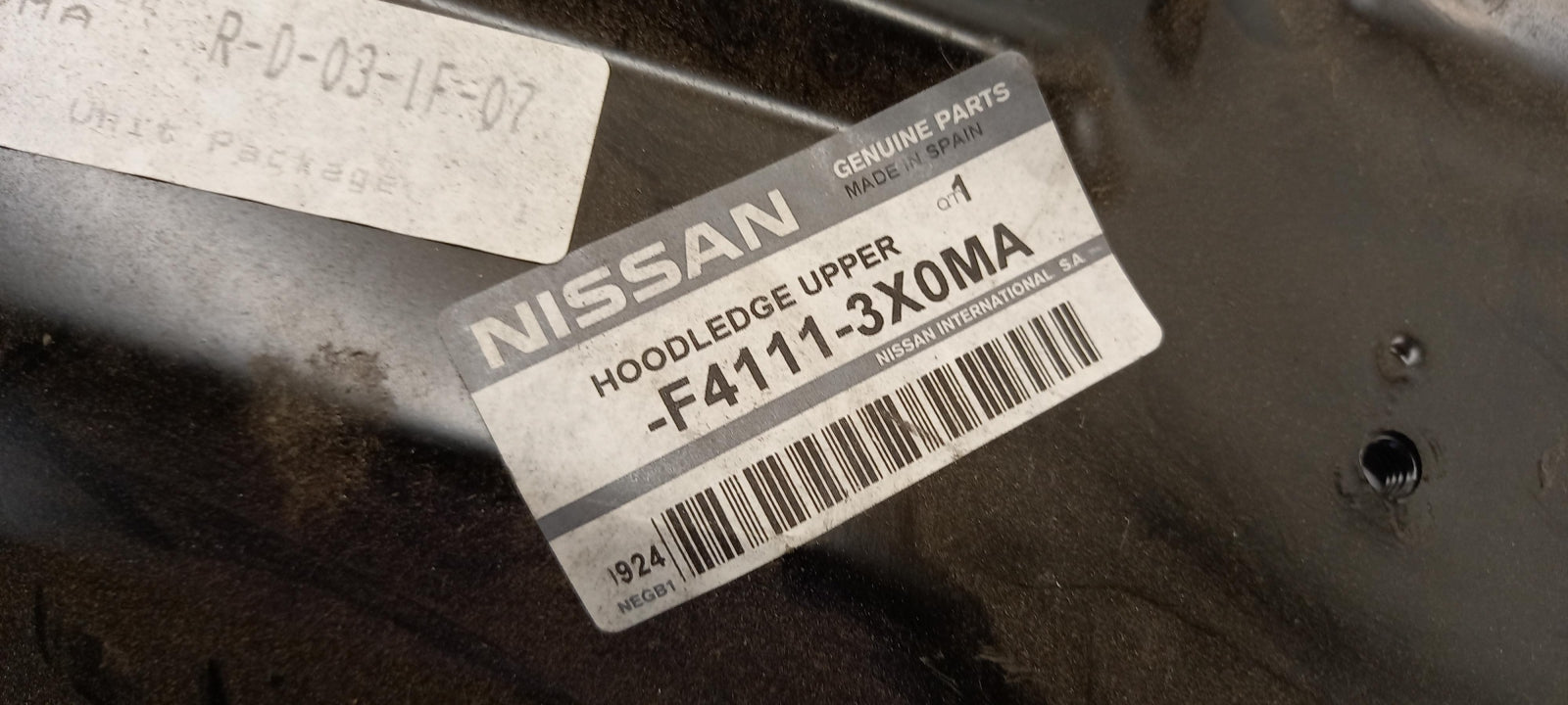 Original OE NISSAN Seitenverstärkung F41113X0MA