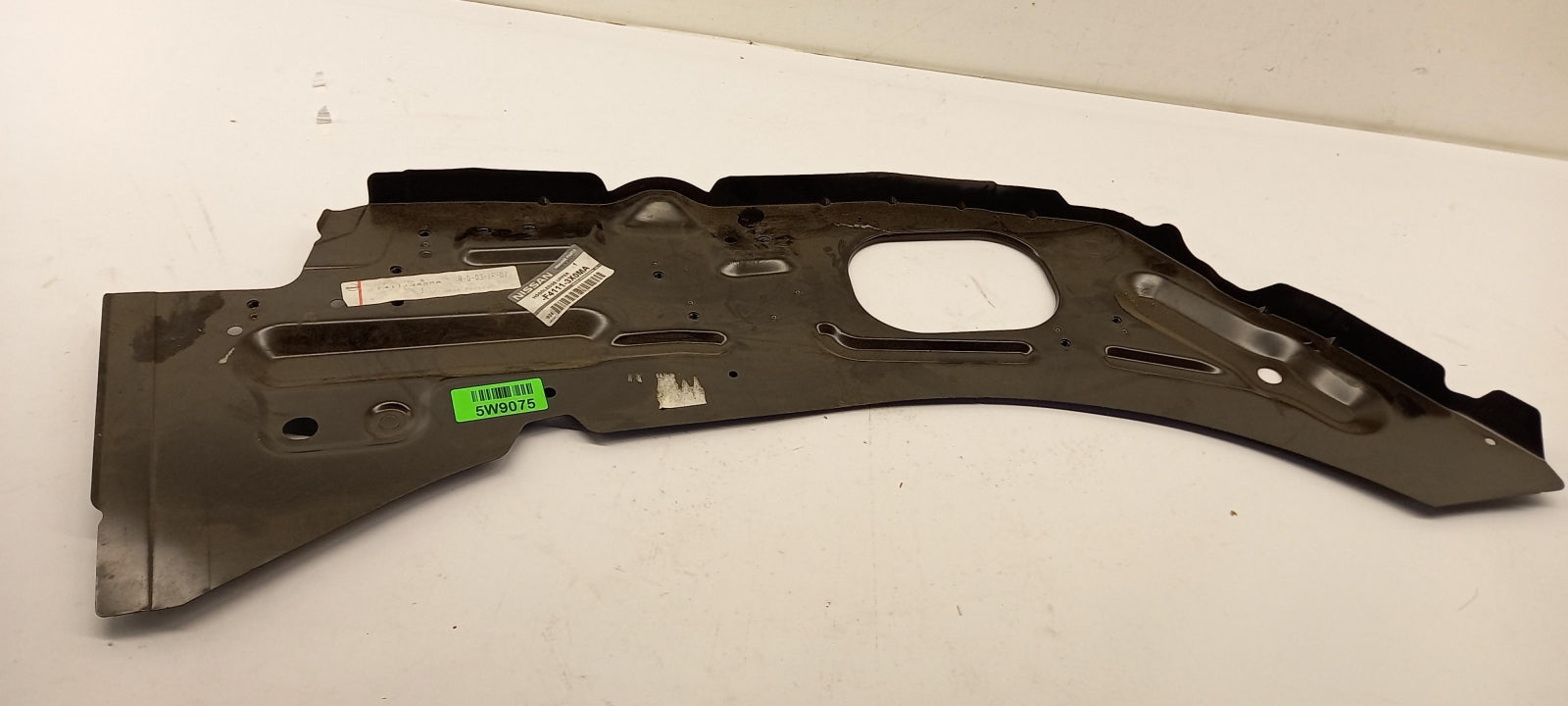 Original OE NISSAN Seitenverstärkung F41113X0MA
