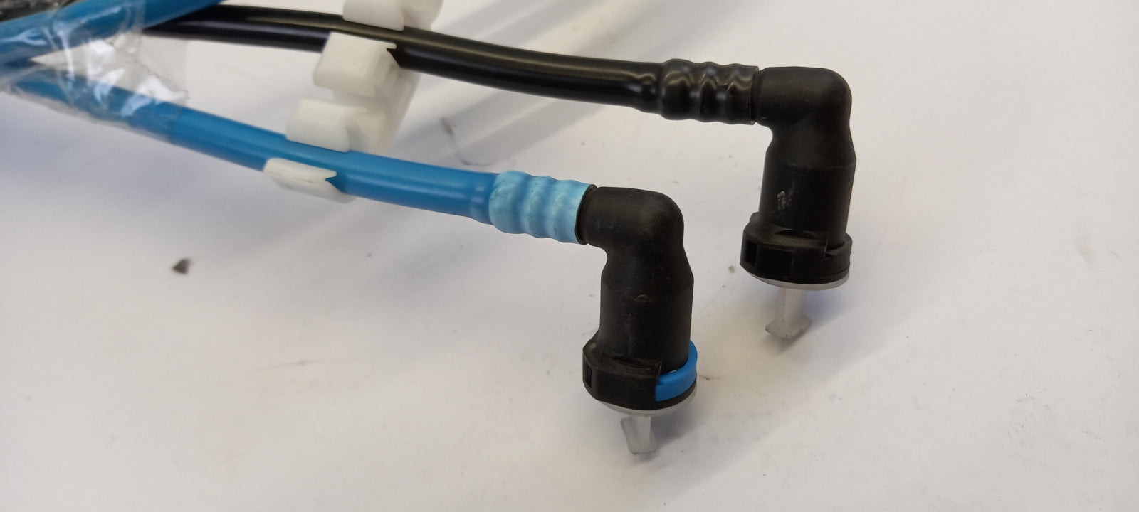 Original OE Volkswagen Kraftstoffleitung 1K0200059BB