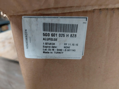 Original OE Volkswagen Felge 5G0601025H8Z8
