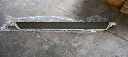 Original OE MITSUBISHI Trittbrett MN136422HD