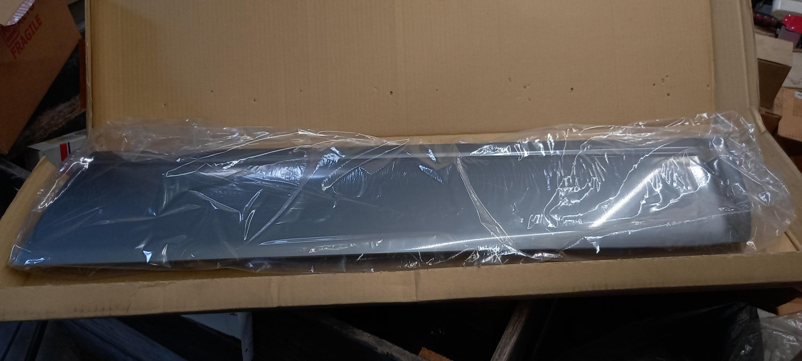 Original OE MITSUBISHI Tür Zierleiste MN117288HA