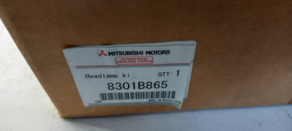Original MITSUBISHI Colt VI 2004-2012 Scheinwerfer Links 8301B865