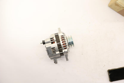 Original OE MITSUBISHI Lichtmaschine ME202755