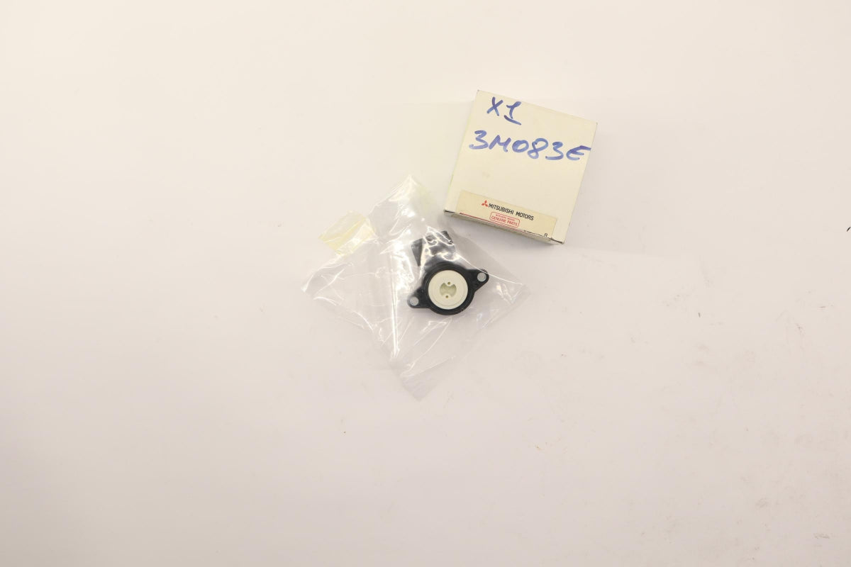 Original OE MITSUBISHI Drosselklappensensor MD615571
