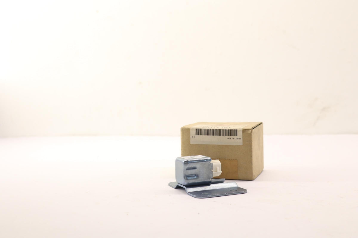 Original OE MITSUBISHI Airbagsensor MR472781