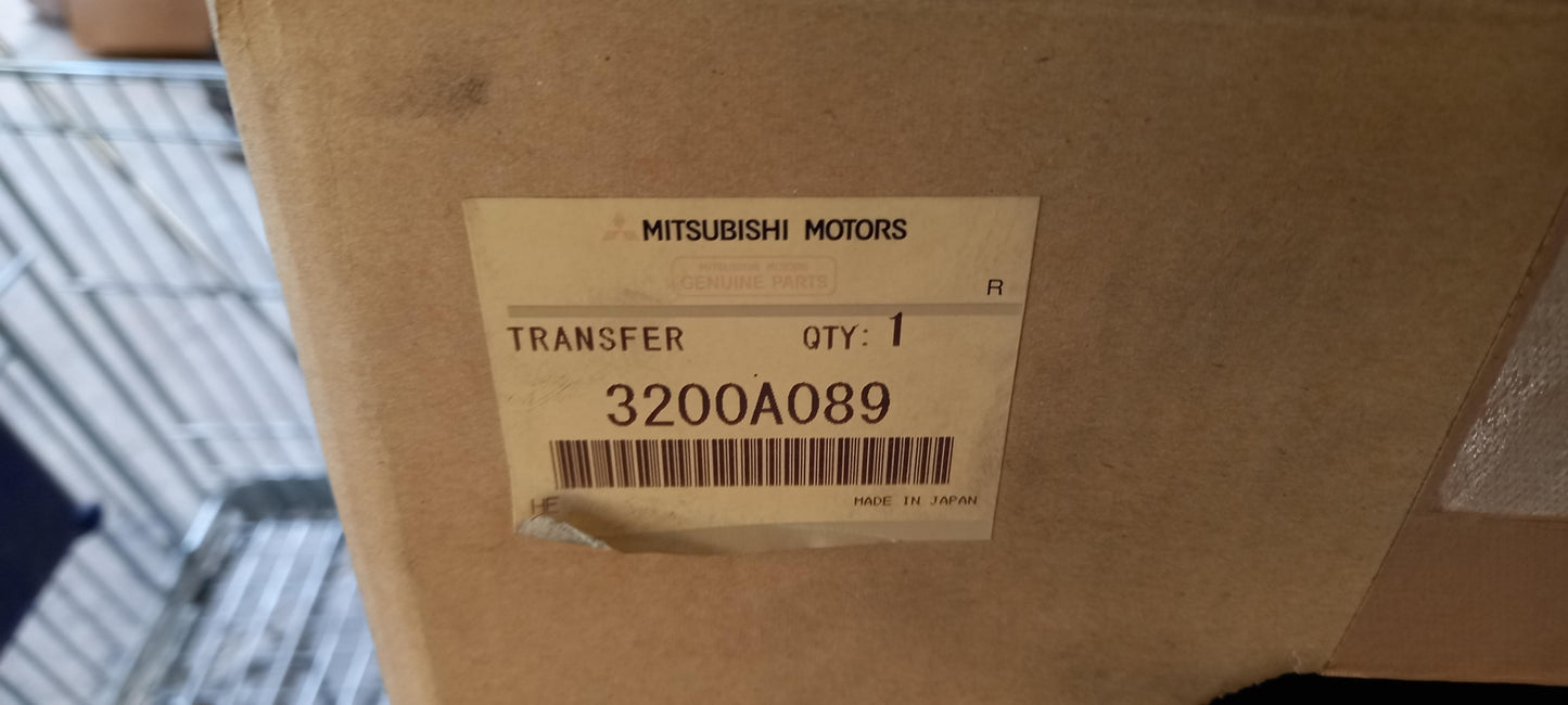 Original OE MITSUBISHI Verteilergetriebe 3200A089