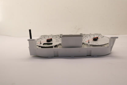 Original OE MITSUBISHI Kombiinstrument 8140A023