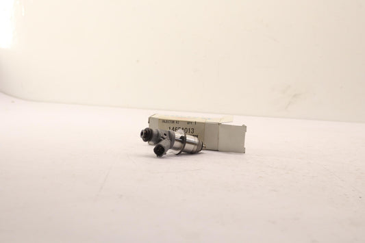 Original OE MITSUBISHI Injektor 1465A013