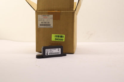 Original OE MITSUBISHI Längs-/Querbeschleunigung Sensor 4670A730