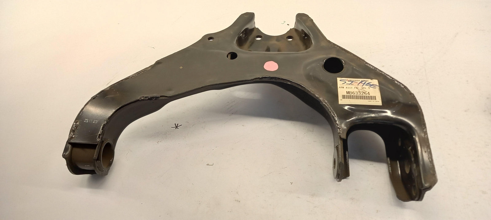 Original OE MITSUBISHI Querlenker MB633264